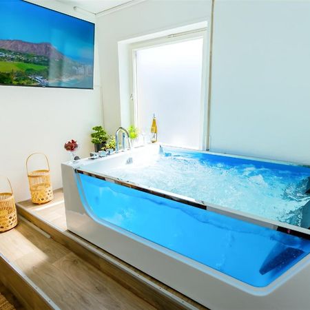 The Big Muenster Fuer Bis Zu 12, Whirlpool, Sauna, Zentral, Tischfussball, Balkon, Gasgrill Ulm Luaran gambar