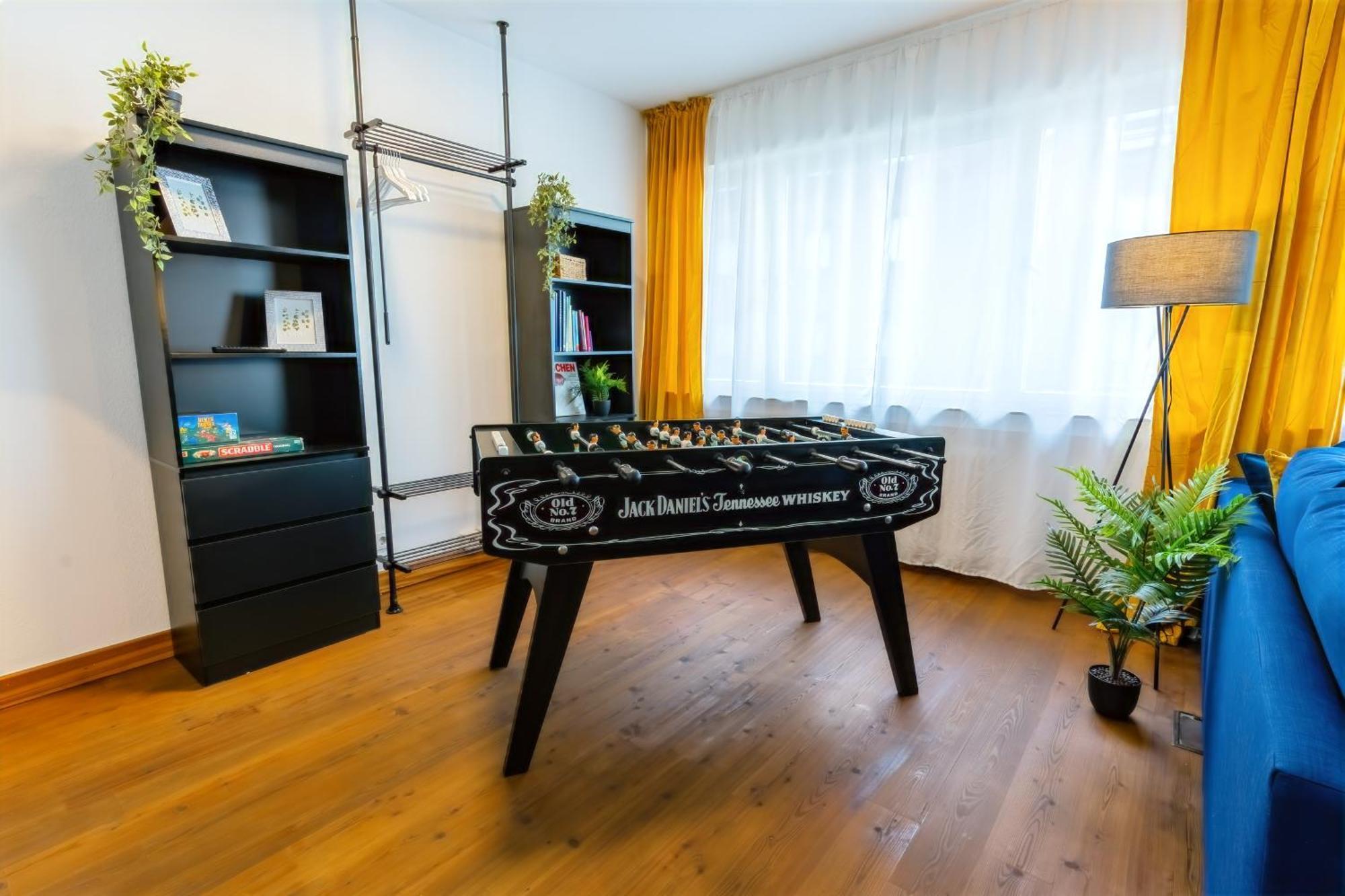 The Big Muenster Fuer Bis Zu 12, Whirlpool, Sauna, Zentral, Tischfussball, Balkon, Gasgrill Ulm Luaran gambar