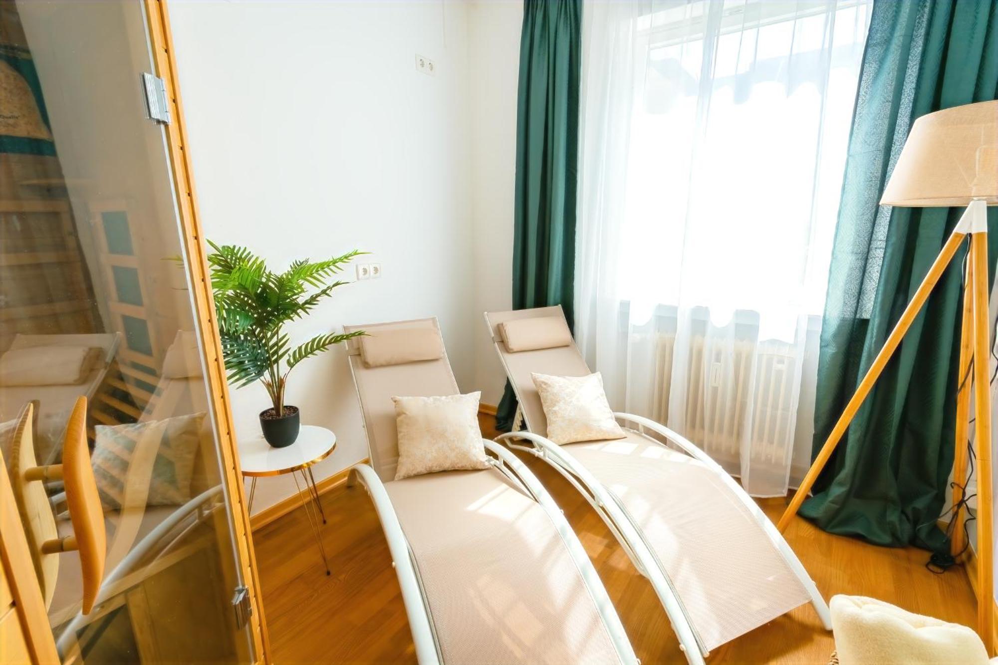 The Big Muenster Fuer Bis Zu 12, Whirlpool, Sauna, Zentral, Tischfussball, Balkon, Gasgrill Ulm Luaran gambar