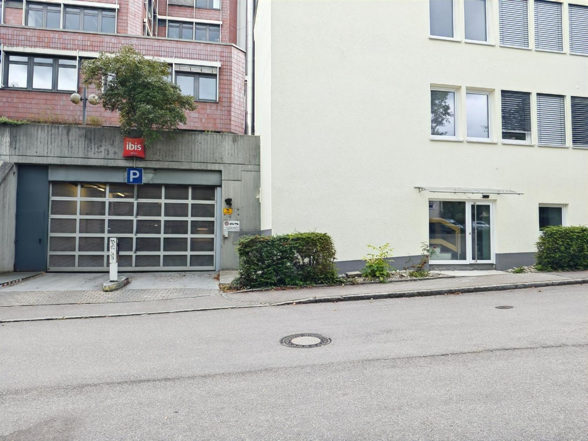 The Big Muenster Fuer Bis Zu 12, Whirlpool, Sauna, Zentral, Tischfussball, Balkon, Gasgrill Ulm Luaran gambar